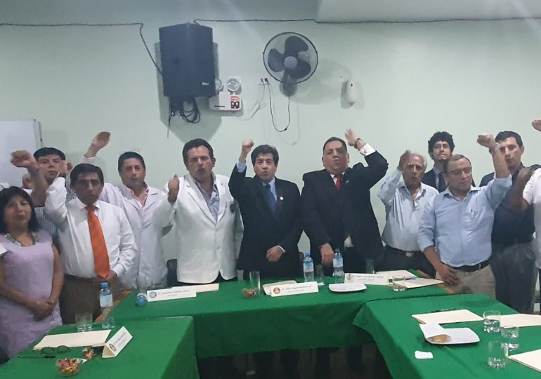 PROFESIONALES MÉDICOS QUE SE JUBILAN EL 2020 – 2021 ESTÁN INVITADOS A PARTICIPAR DE 1ER ENCUETRO DE JUBILADOS