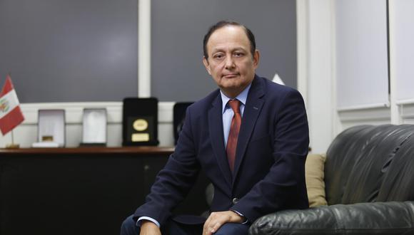 Defensor del Pueblo: “Es imposible hacer gestión con siete ministros en un año”