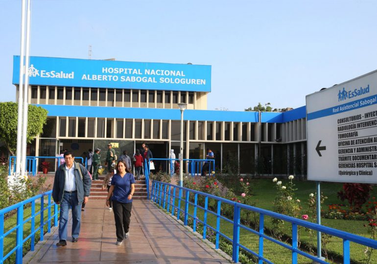 Denuncian posible coacción a médicos en Red Sabogal que los obligaría a firmar cartas de felicitación a presidenta de EsSalud