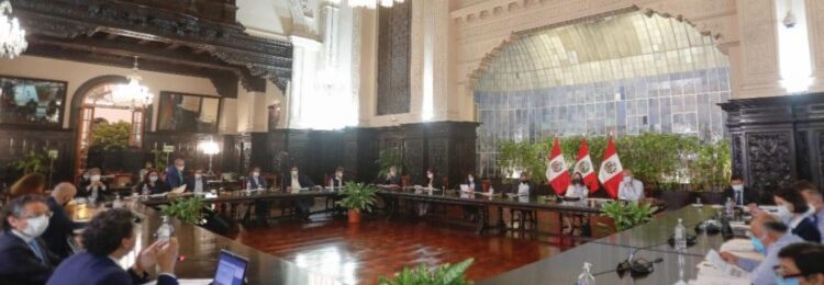 Despacho presidencial pagó S/ 28 717 por alquiler de fotocopiadora a empresa inhabilitada hasta 2023