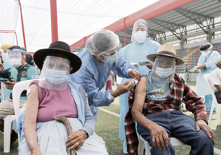 Coronavirus en Perú: decesos de adultos mayores de 80 años se reduce en 45%