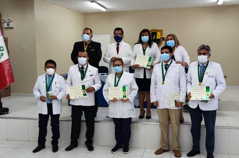 Los trabajadores del país, asegurados y profesionales médicos estaremos en pie de guerra para defender la seguridad social de manos del gobierno
