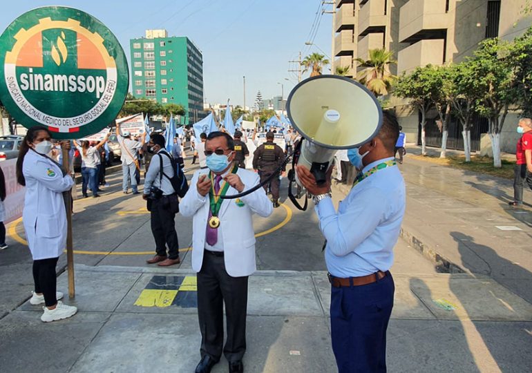 SINAMSSOP solicitó a EsSalud la nulidad de oficio de la resolución de presidencia ejecutiva que crea unidad de soporte de tecnología médica