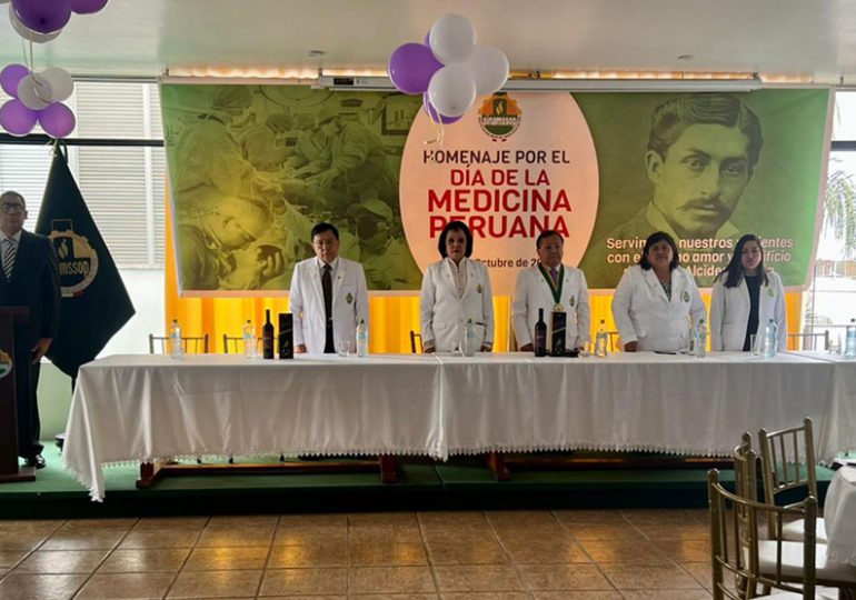 SINAMSSOP rindió homenaje especial a los médicos del país al celebrarse el “Día de la Medicina Peruana” recordando a Daniel Alcides Carrión