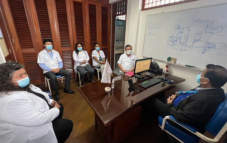 Secretario general expuso las preocupaciones del cuerpo médico ante el director del hospital “Víctor Lazo Peralta” de Puerto Maldonado