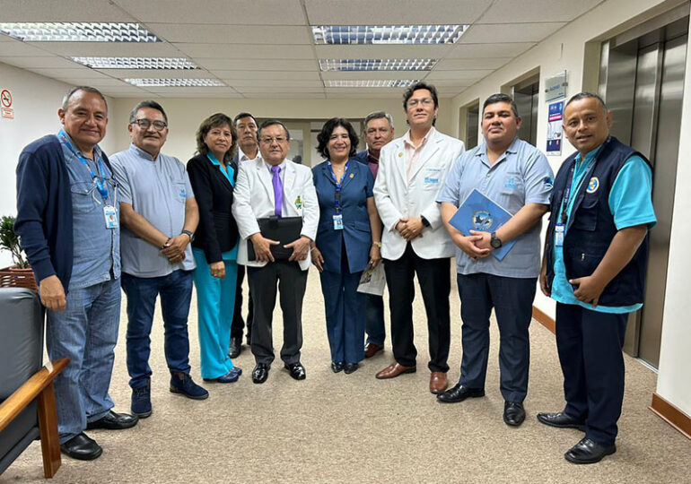 Secretario General del SINAMSSOP participó en reunión con funcionarios de EsSalud para el pago del Bono 2023