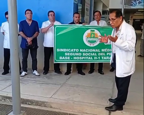 SINAMSSOP presente con el Cuerpo Médico del Hospital de Tarapoto por una mejor gestión en beneficio de los asegurados y los asociados.